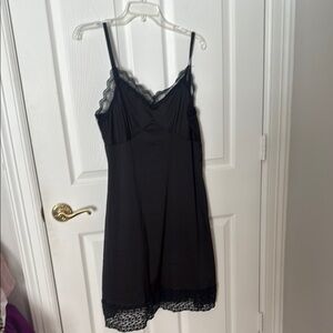 Elegant Black Lace Trim Slip Dress/sleep dress size large